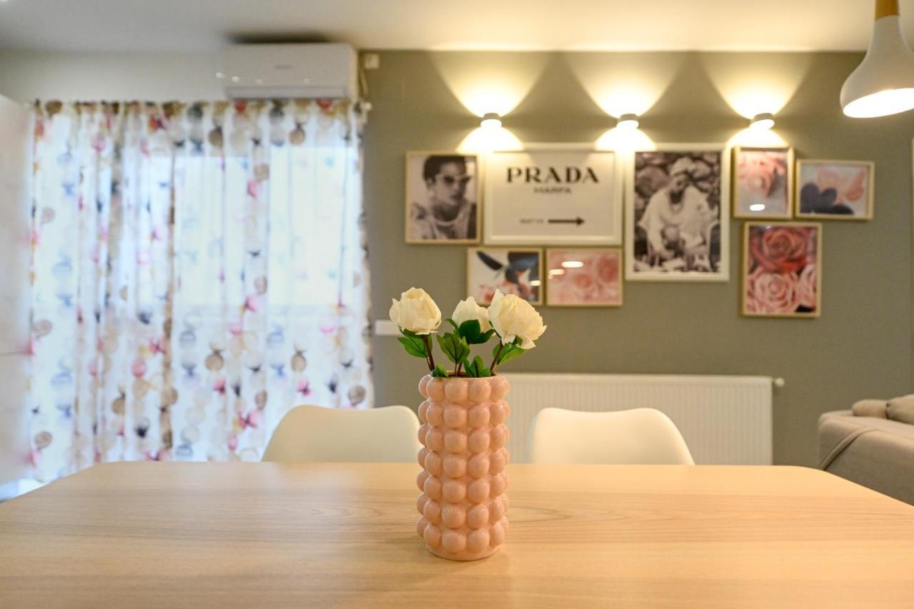 Splendid 2Br Apartment With Breathtaking Views Of Casa Poporului Bukareszt Zewnętrze zdjęcie