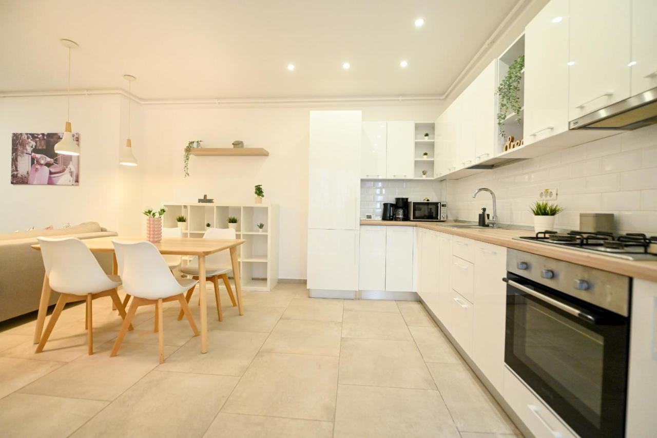 Splendid 2Br Apartment With Breathtaking Views Of Casa Poporului Bukareszt Zewnętrze zdjęcie