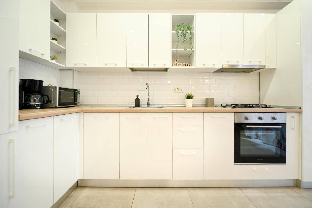 Splendid 2Br Apartment With Breathtaking Views Of Casa Poporului Bukareszt Zewnętrze zdjęcie